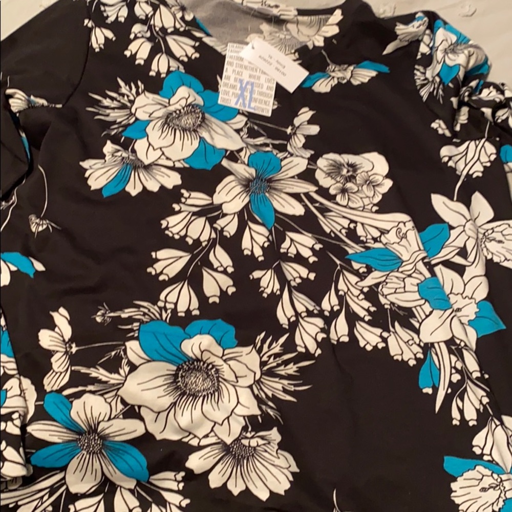 NWT LuLaRoe Emily XL